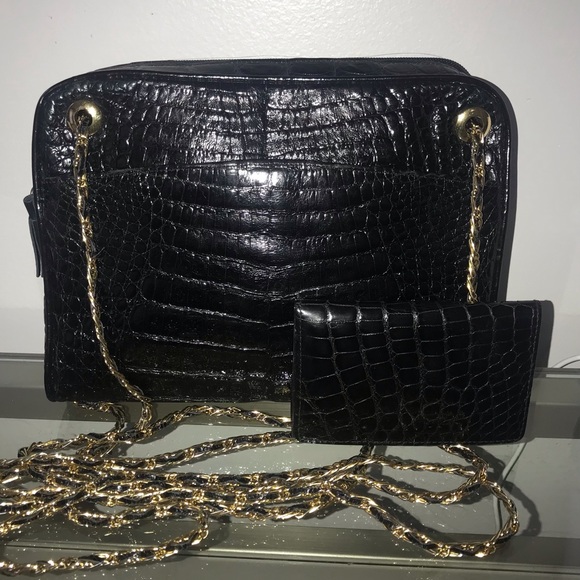 luc benoit Handbags - Vintage Luc Benoit genuine crocodile alligator 🐊
